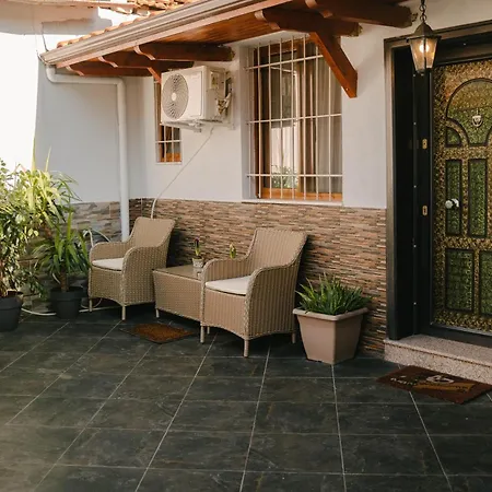 Peaceful In New Bazaar