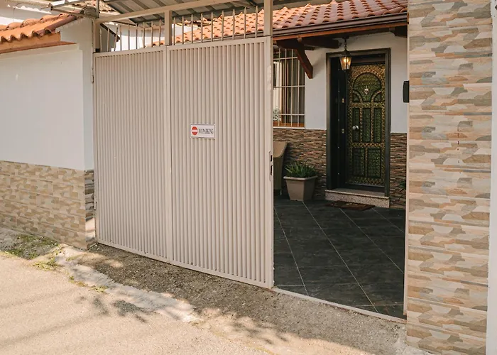 Peaceful In New Bazaar 别墅