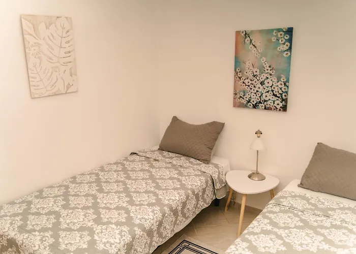 Peaceful In New Bazaar 别墅 *