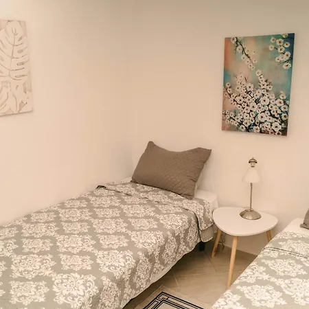 Peaceful In New Bazaar Villa *