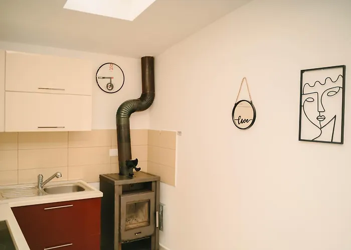 Peaceful In New Bazaar Villa *